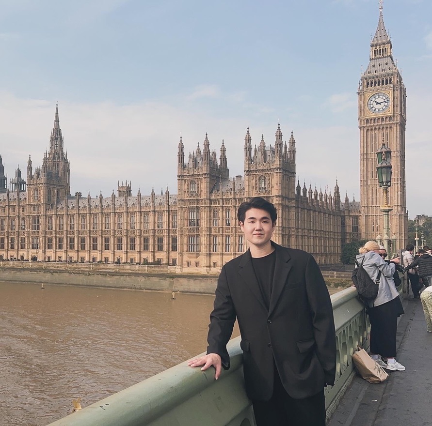 Vincent-Daniel Yun in London near Big Ben